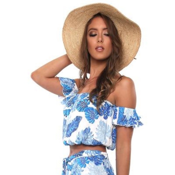 Blue Palms Crop Top - Picture 2 of 4